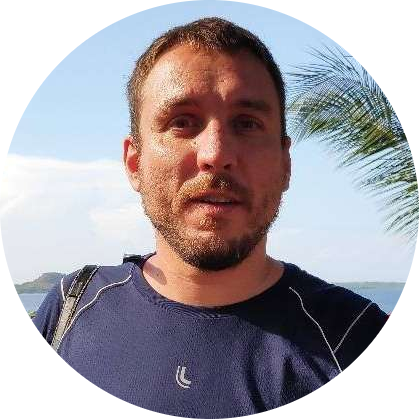 Guilherme  Stucchi - São Paulo - 36 anos Auditor, Engenheiro Florestal e Dono da Marca Super Dog (Food Truck).