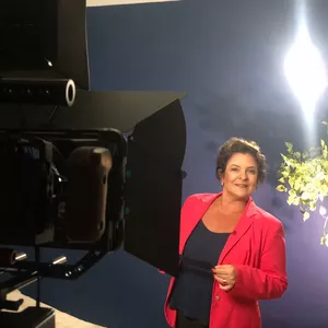 Imagem do curso ENFRENTE o medo de Falar em Público  e MELHORE sua performance.