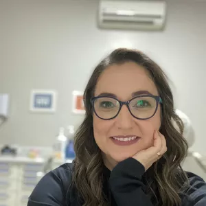 Imagem de capa para o Curso online Higiene bucal: Quem cuida, dente tem!