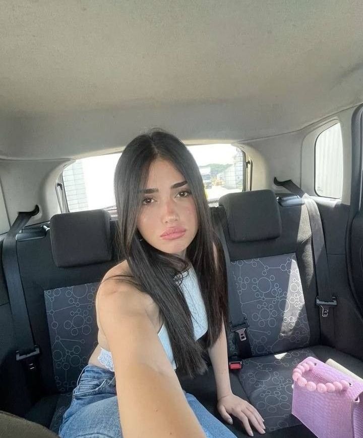 Ana B.