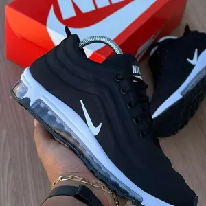 Imagen de portada para Curso online Ropa y zapatos 