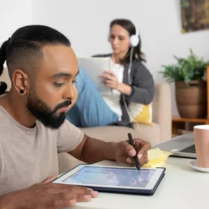 Imagem do curso Planejamento e Produção de Cursos de Educação à Distância