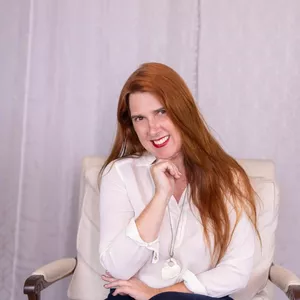 Imagem de capa para o Serviço online Consultoria Empresarial Holística e Multifuncional