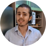 Pedro Camargo - Estudante de nutrição, autor do canal Batata Assando e criador do curso online "Low Carb Em 1 Minuto".