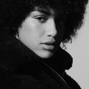 Imagen de portada para Curso online CAMPUS MMEXPRESSION : CÓMO CONVERTIRTE EN MODELO