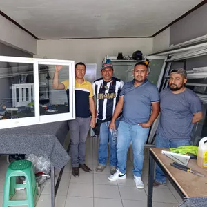 Imagen de portada para Curso online Fabricación Ventana de Aluminio