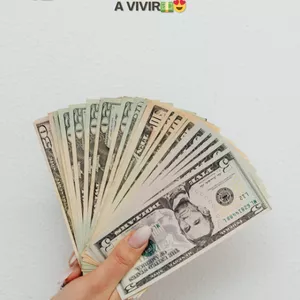 Imagen de portada para Ebook "Despierta: Deja de Sobrevivir y Comienza a Vivir"