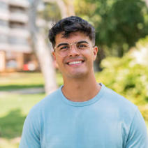 🔹 Jorge L., Ejecutivo Comercial