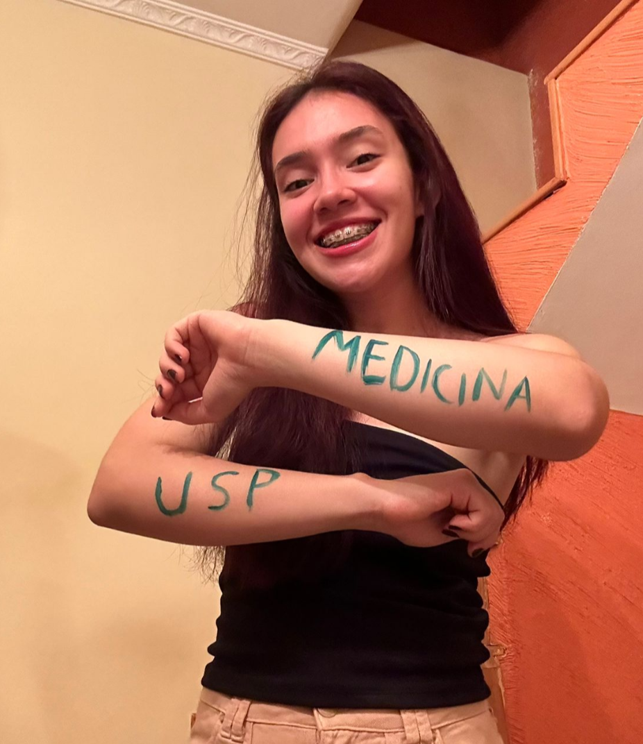 Bianca, MED-USP 2025