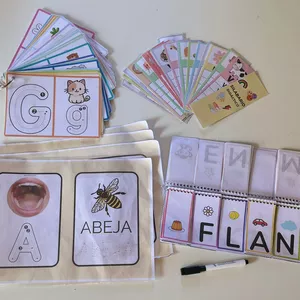 Imagen de portada para Ebook " Libro Móvil y sus regalos"