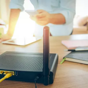 Imagem de capa para o Ebook Desvendando Vulnerabilidades de Roteadores