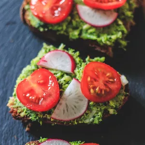 Imagem de capa para o Ebook Veganiza! O Guia Definitivo para uma Alimentação Plant-Based Deliciosa