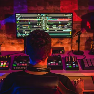Imagem do curso Curso de DJing com Traktor Pro