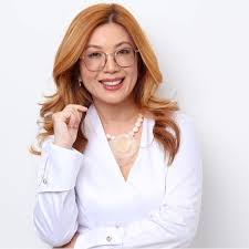Dra. Cristiane Nakano