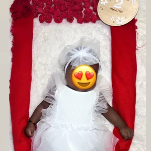 Imagen de portada para Curso online Crea recuerdos mágicos: Fotos caseras mes a mes de tu bebé