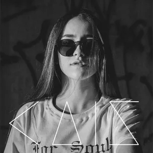 Imagem de capa para o Curso online Preset Lightroom - Color Is Gone - Cais Creative