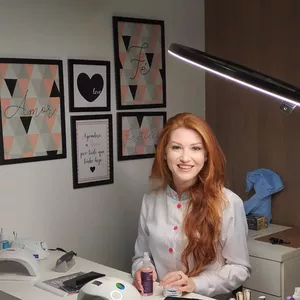 Imagem de Curso de Alongamento de unhas de fibra no Gel criado por DEISE DAYANA SOARES ADAMANTE na hotmart