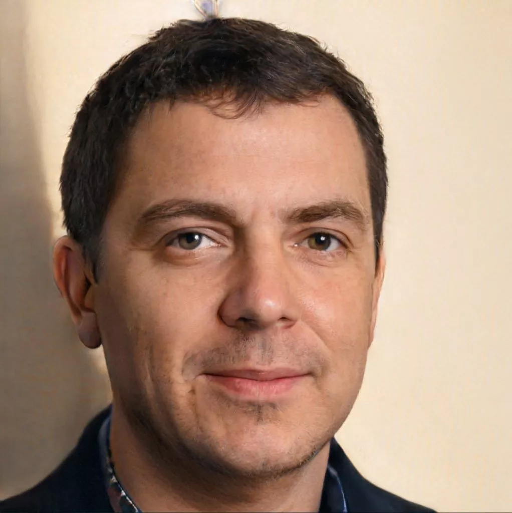 — Andrés R.