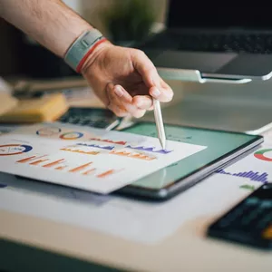 Imagem do curso CONTRATOS DE EFICIÊNCIA: GANHE DINHEIRO COM REDUÇÃO DE CUSTOS E DESPESAS PARA ORGANIZAÇÕES PÚBLICAS E PRIVADAS