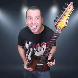 Imagem de capa para o Curso online Curso de Guitarra Iniciante