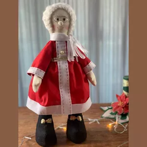 Imagem de capa para o Curso online Vídeo Aula e Moldes Mamãe Noel 