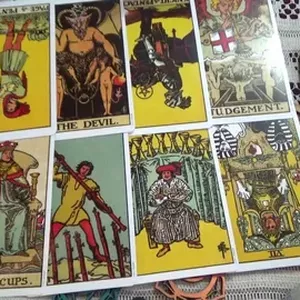 Imagen de portada para Curso online 🌟 Descubre el Poder del Tarot en Denia 🌟