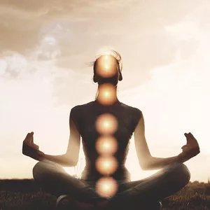 Imagem do curso Jornada dos Chakras - May Beckhauser