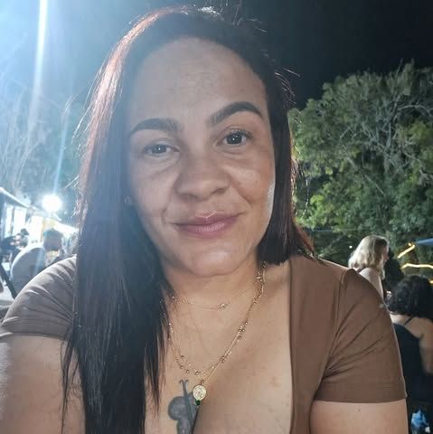 Gloria Mendoza, 54 años