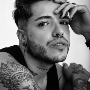 Imagem do curso Maquiador Das Celebs - Guia De Auto Maquiagem. Pele Clara