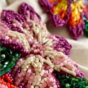 Imagem de capa para o Curso online Design em pedrarias