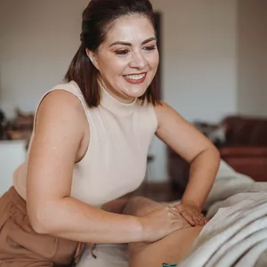 Imagem de capa para o Curso online Drenaduo - Técnica Exclusiva 