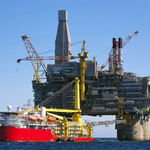 Imagem de capa para o Curso online NR37 - Treinamento Básico em Segurança e Saúde em Plataformas de Petróleo