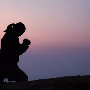 Imagem de capa para o Ebook Orações para mulheres