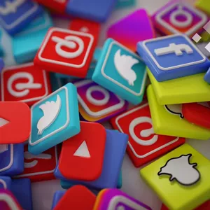 Imagem de capa para o Curso online Criação de Redes Sociais Profissionais