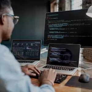 Imagem de PROGRAMAÇÃO EM C++ criado por SB-ASSESSORIA & CONSULTORIA EDUCACIAONAL EAD na hotmart