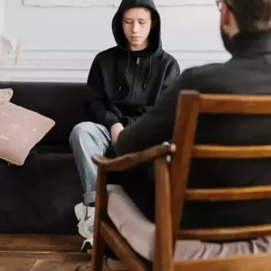 Imagem de capa para o Curso online Terapeuta Principiante - Direcionamentos iniciais da prática clínica