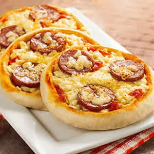 Imagem de capa para o Curso online TOP OFERTA: CURSO MINI PIZZA GOURMET- Fature o ano todo com Mini Pizza!