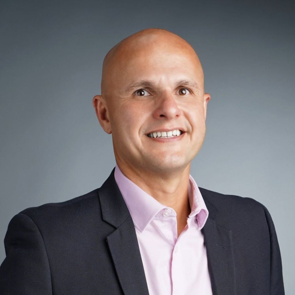 CLAUDIO MACIEL