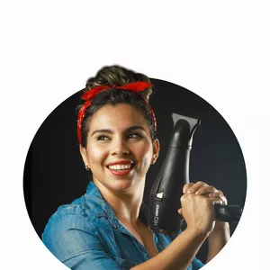 Imagem de Curso online de mechas #VEMLOIRAR criado por Tayna Nayara da Silva Gonçalves  na hotmart