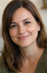 Ana Paula R.