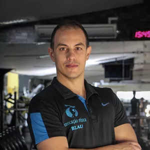 Imagem de capa para o Curso online Treinamento funcional em casa