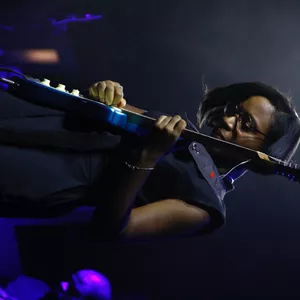 Imagem de capa para o Curso online Técnicas de Guitarra — Da Base à Expressividade