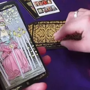 Image de couverture pour le Cours en ligne Réponse Tarot Oui Non 🌟