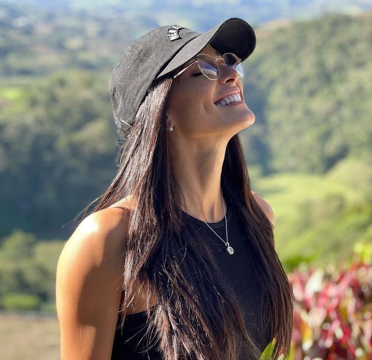 Claudia Vega