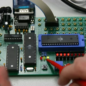 Imagem do curso PIC _ PROGRAMAÇÃO DE MICROCONTROLADORES