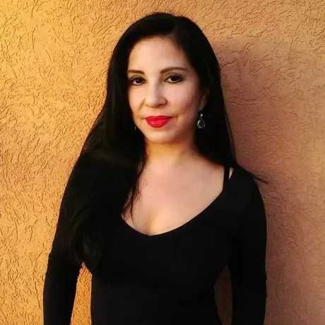 Patricia Hernández, 44 años