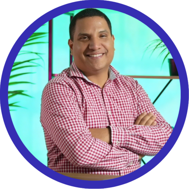 🔹LUIS QUIROZ