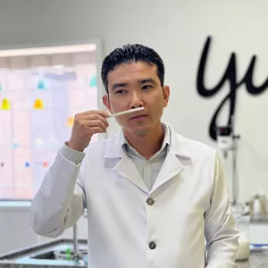 Imagem de capa para o Serviço online Mentoria Master em Perfumaria