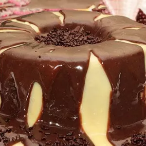 Imagem de capa para o Curso online Bolos Caseiros