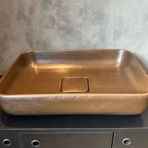 Imagem de capa para o Curso online 107 - Cuba de Banheiro em Concreto Rústica Efeito Madeira com Ralo Oculto 50x36x11 cm